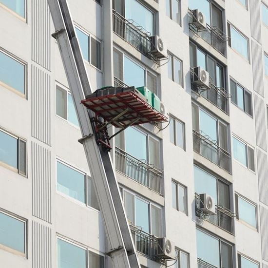 Ladder Lift or Hoist